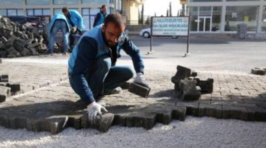 Karşıyaka Mahallesinde Kilitli Taş &Ccedil;alışması Tamamlandı