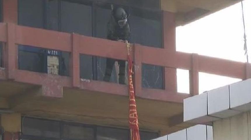 Sanayi Sitesinde Ş&uuml;pheli Paket Alarmı