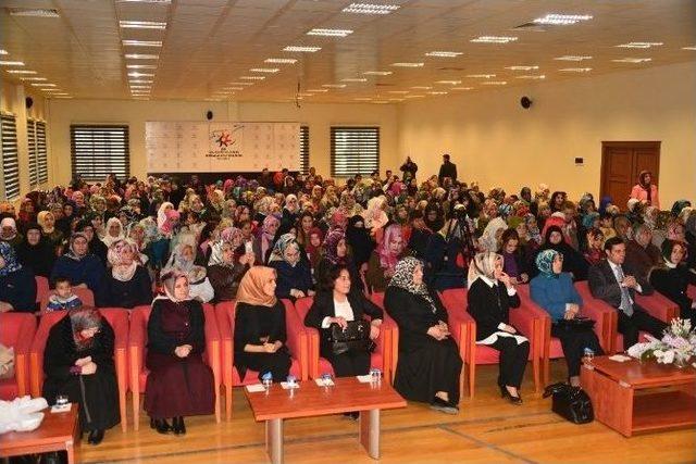 Tuşba Belediyesinden ‘kadına Karşı Şiddetin Önlenmesi’ Semineri