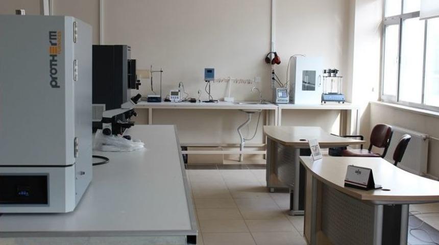 Munzur Üniversitesinde Sem Ve Xrd Laboratuvarı Kuruldu