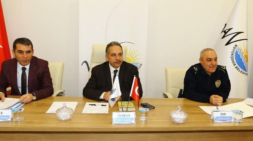 Van G&ouml;l&uuml; &Uuml;zerinde Toplu Taşıma Başlıyor