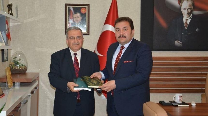 M&uuml;ft&uuml;den, Edremit Milli Eğitim M&uuml;d&uuml;rl&uuml;ğ&uuml;ne Ziyaret