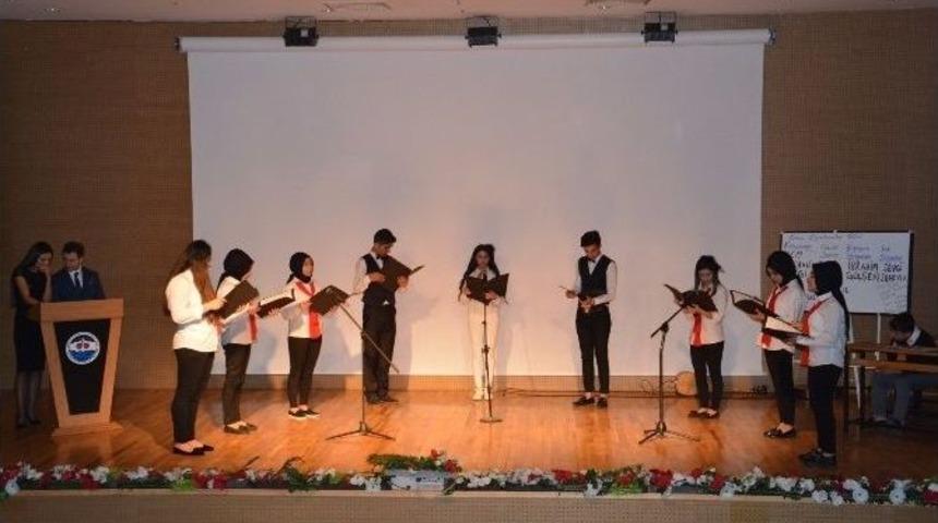 Dilovası&rsquo;nda &Ouml;ğretmenler G&uuml;n&uuml; Kutlandı