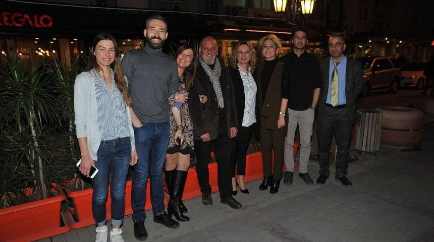 Kadınlar Engelliler İ&ccedil;in Y&uuml;r&uuml;yecek