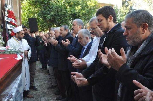 Öğretmenler Günü’Nde Ölen Okul Müdürü Toprağa Verildi