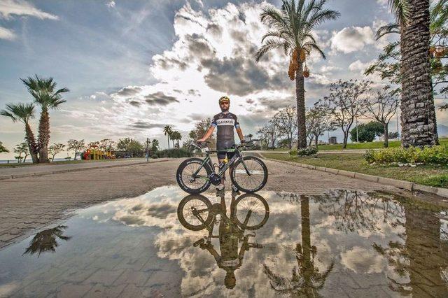 Kanseri Triatlon İle Aşan Sporcuya Destek