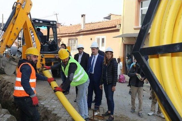 Doğalgaz Hasretini Sona Erdirecek Çalışmalar Başladı