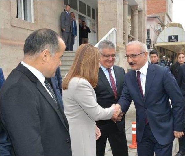 Bakan Elvan: Almanya, Skandal Bir Uygulamaya Imza Atmıştır