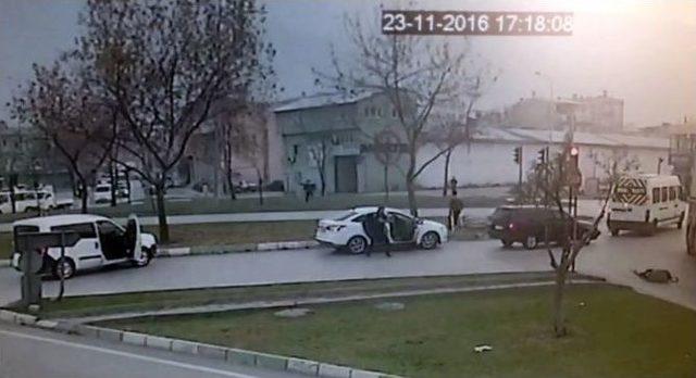 Polise Ateş Açınca Vurularak Etkisiz Hale Getirilen Uyuşturucu Taciri Suç Makinası Çıktı