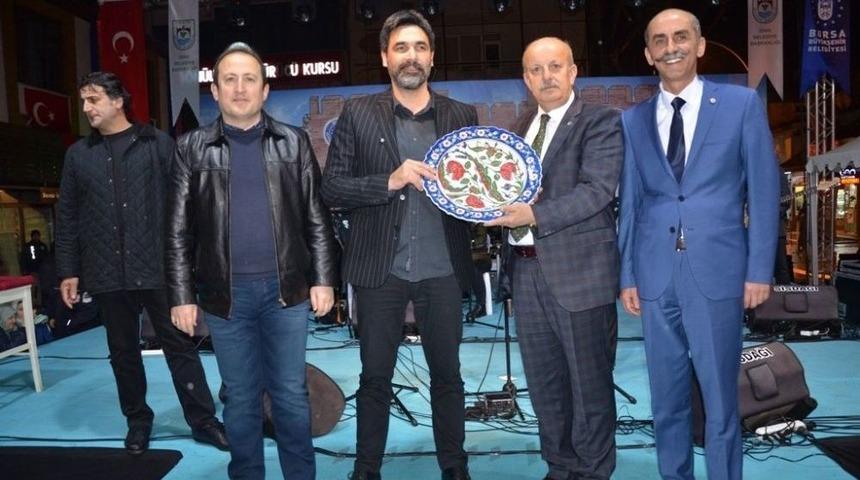 Işılak İzniklileri Coşturdu