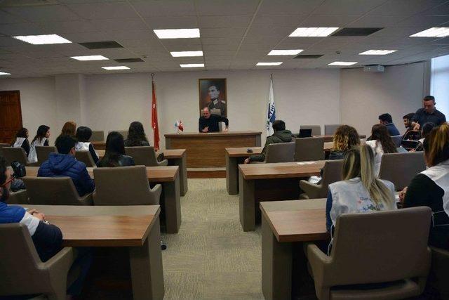 &Ccedil;evre İ&ccedil;in Kapı Kapı Gezecekler 1