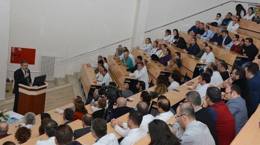 Rekt&ouml;r Şahin: &ldquo;tıp Fak&uuml;lteleri &Uuml;niversitelerin Lokomotifidir&rdquo;