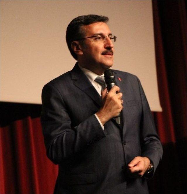 Bakan Yılmaz: “önümüzdeki Yıldan İtibaren 15 Temmuz’u Müfredat Kapsamına Alacağız”