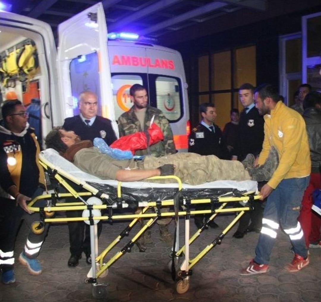 El Bab Operasyonunda Yaralanan Askerler Kilis&rsquo;e Getiriliyor