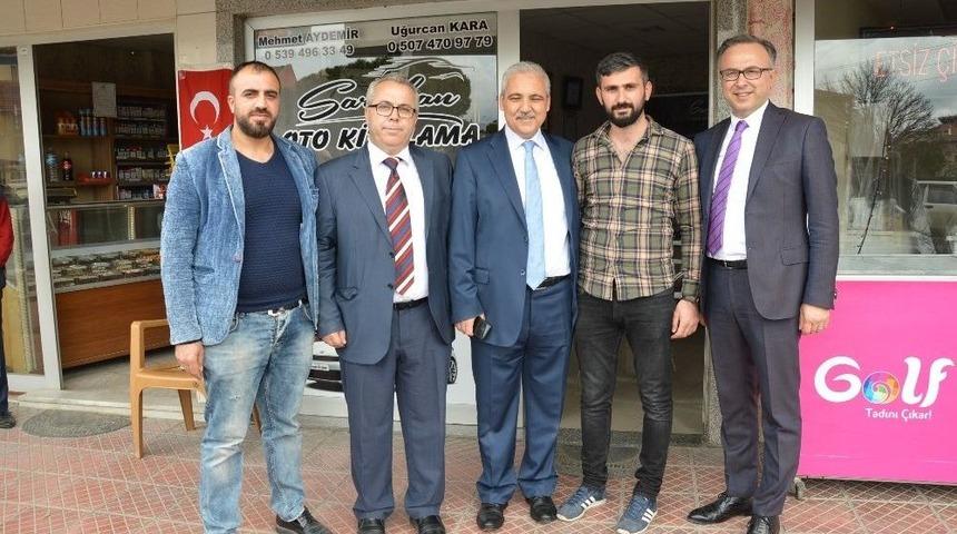 Vali G&uuml;ven&ccedil;er Saruhanlı Esnafını Ziyaret Etti