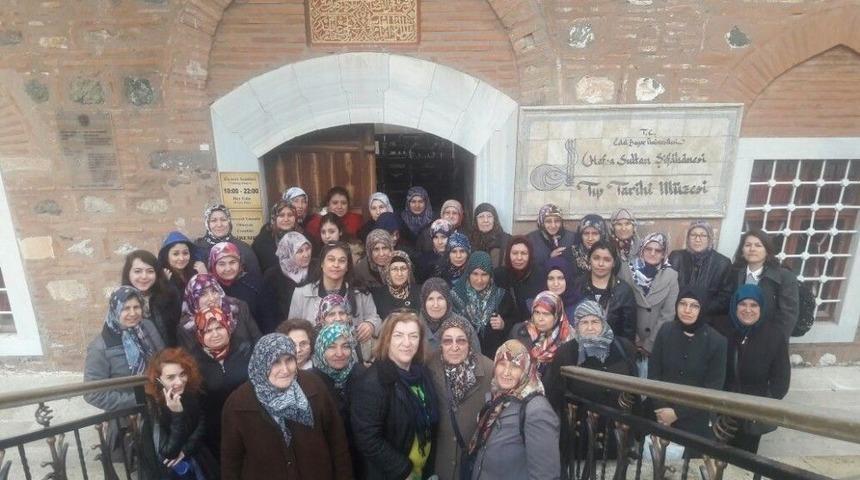 Akhisarlı Kadınlar Manisa&rsquo;yı Gezdi