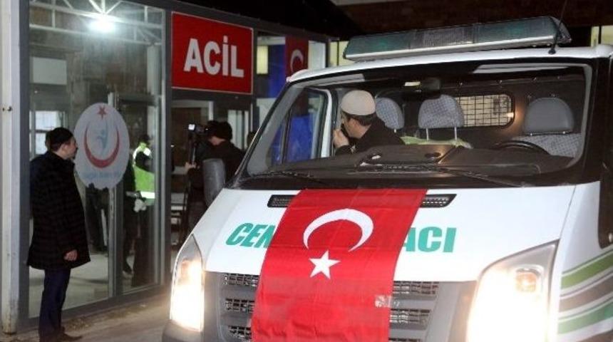 Şehit Astsubay Topuz&rsquo;un Naaşı Ahlat&rsquo;a Getirildi