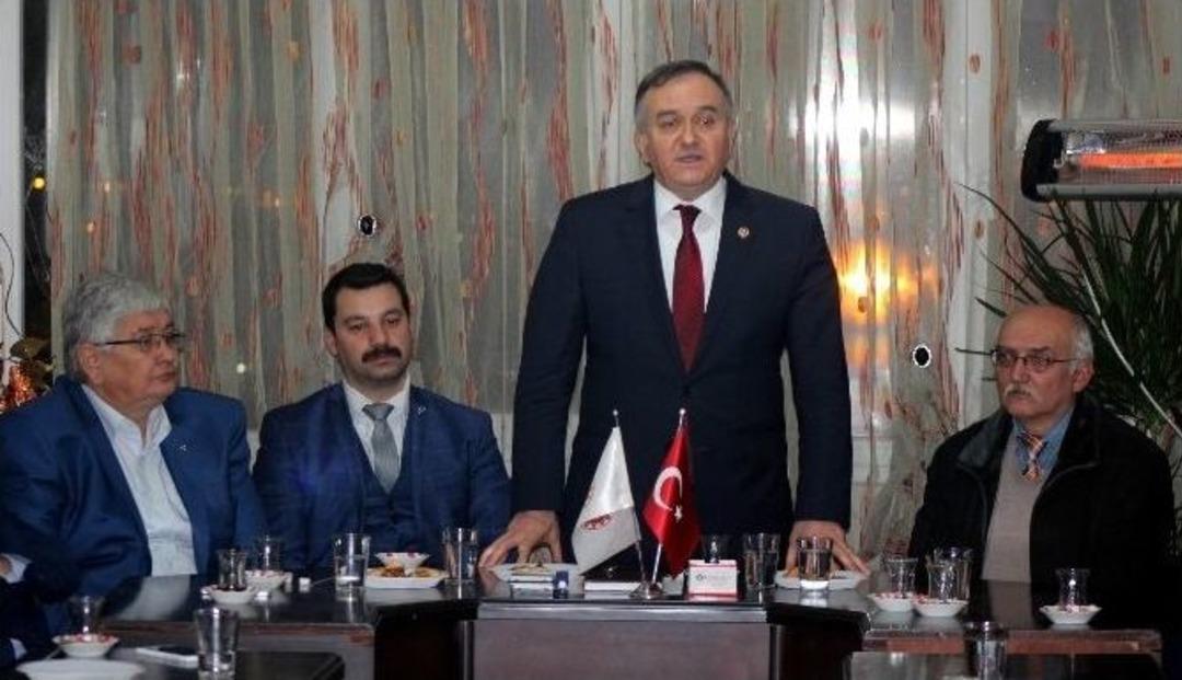 Mhp&rsquo;li Ak&ccedil;ay: &ldquo;&ccedil;ırağın İşi Ustasının &Ccedil;ekici Vurduğu Yere Balyozu İndirmektir&rdquo;