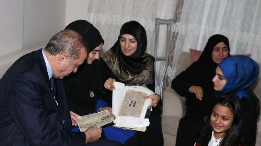 Cumhurbaşkanı Erdoğan Şehit Evini Ziyaret Etti