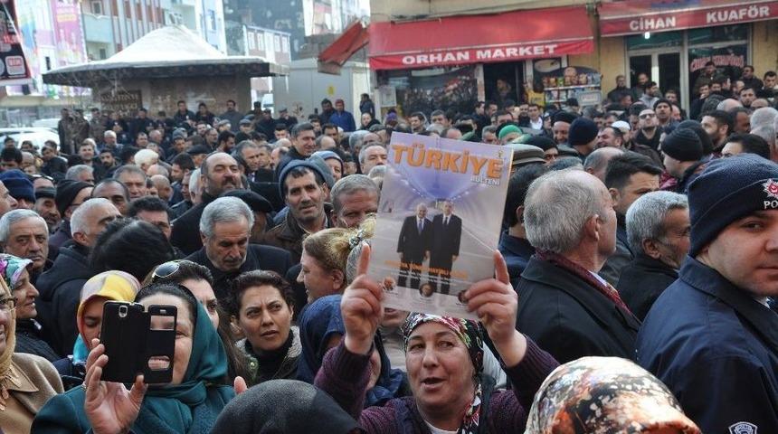 Binlerce Karslı Bakan Arslan&rsquo;ı Bağrına Bastı