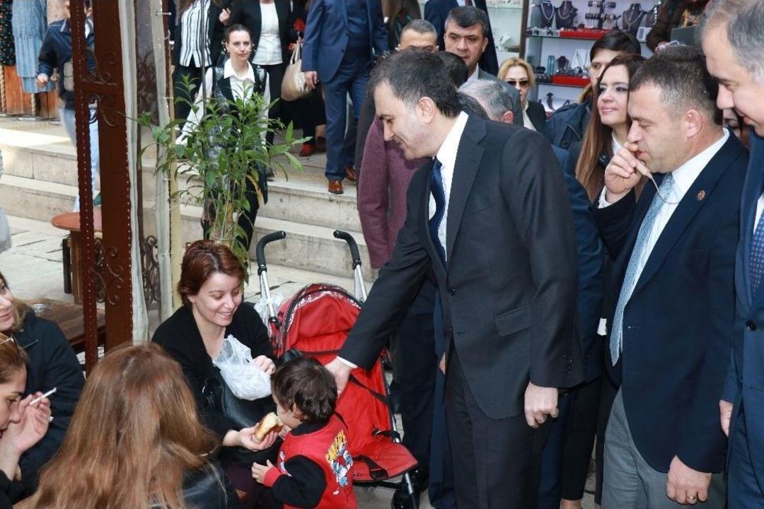 Bakan &Ccedil;elik Dibek Kahvesini Tattı