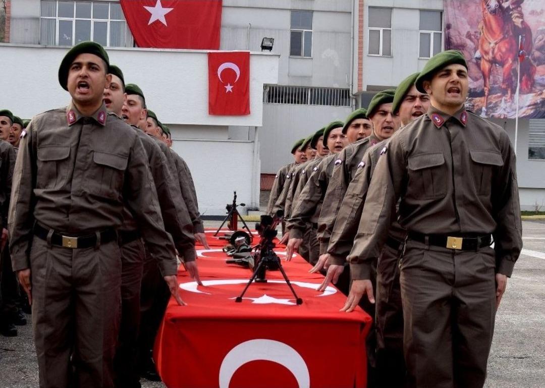 Kısa D&ouml;nem Askerler Yemin Etti