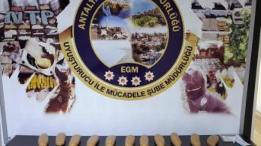 Antalya'da 5.5 Kilo Eroin Ele Ge&ccedil;irildi