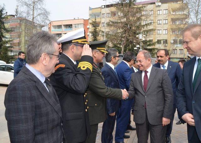 Sağlık Bakanı Recep Akdağ Trabzon’da