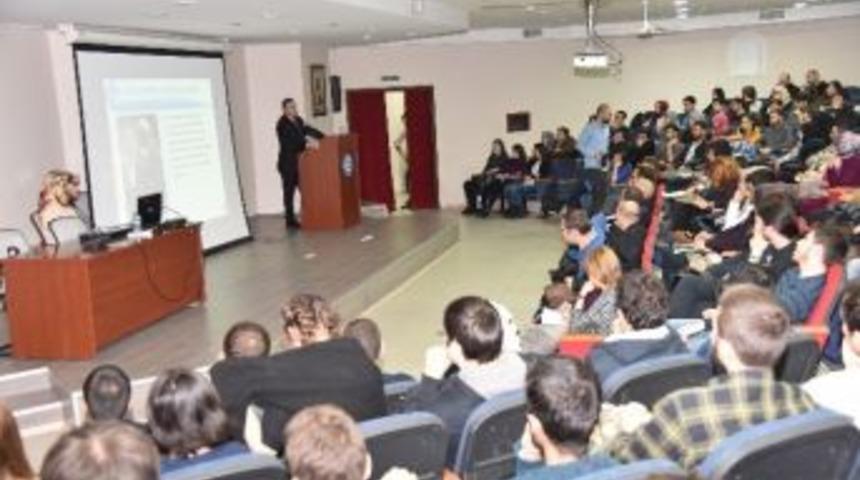 Marmara &Uuml;niversitesinde "hoca Ahmed Yesevi&rsquo;yi Anlamak" Konferansı Yapıldı