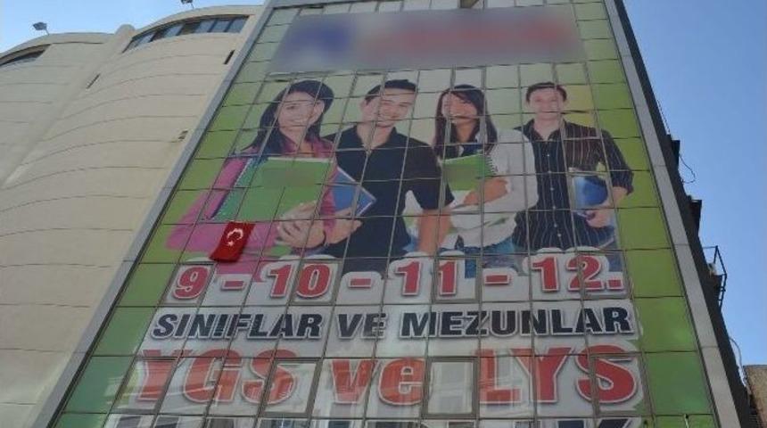 18 Yaşındaki Kız, Eğitim Kursu Binasından Atlayarak İntihar Etti