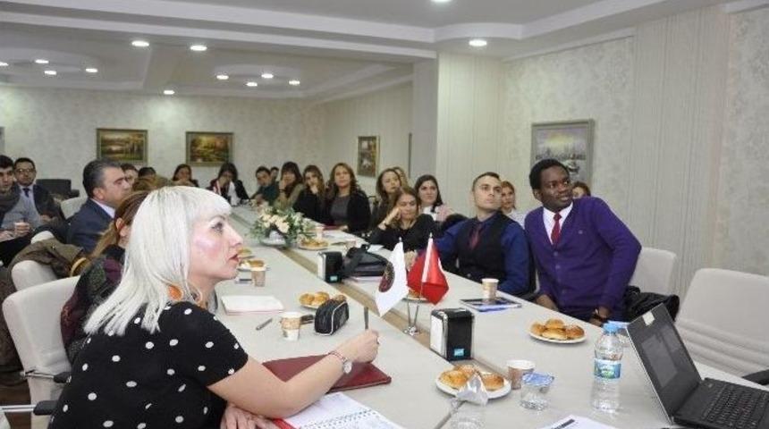 Gkv&rsquo;de Dil Eğitiminde Farklılaştırılmış &Ouml;ğretim &Ccedil;alıştayı D&uuml;zenlendi