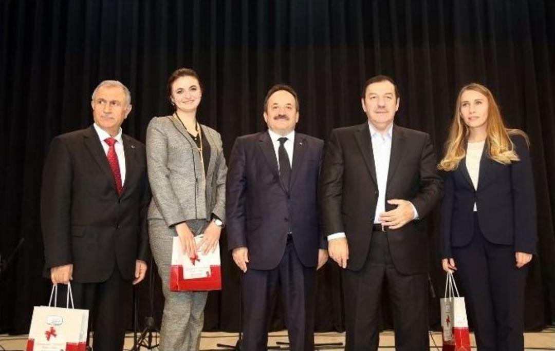 Başkan Kadıoğlu &Ouml;ğretmenlerle Akşam Yemeğinde Buluştu