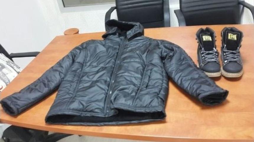 İzmit Belediyesin&rsquo;den Hakkarili &Ouml;ğrencilere Yardım