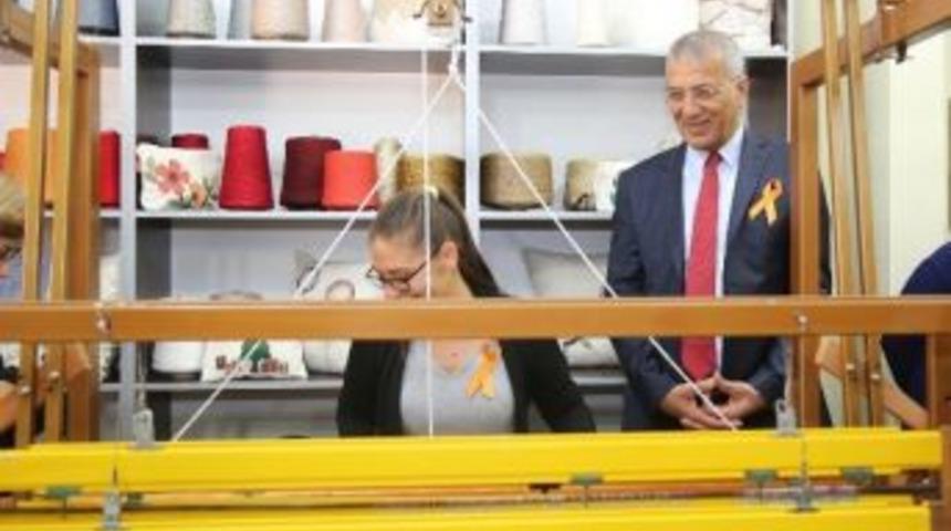 2 Bin 500 Yıllık Mezitli Dokuması Yeniden Hayat Buluyor