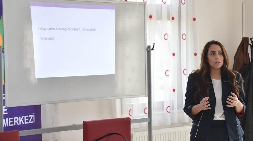 Ankara &Uuml;niversitesi Ve Altındağ Belediyesinden Ortak Sağlık Semineri