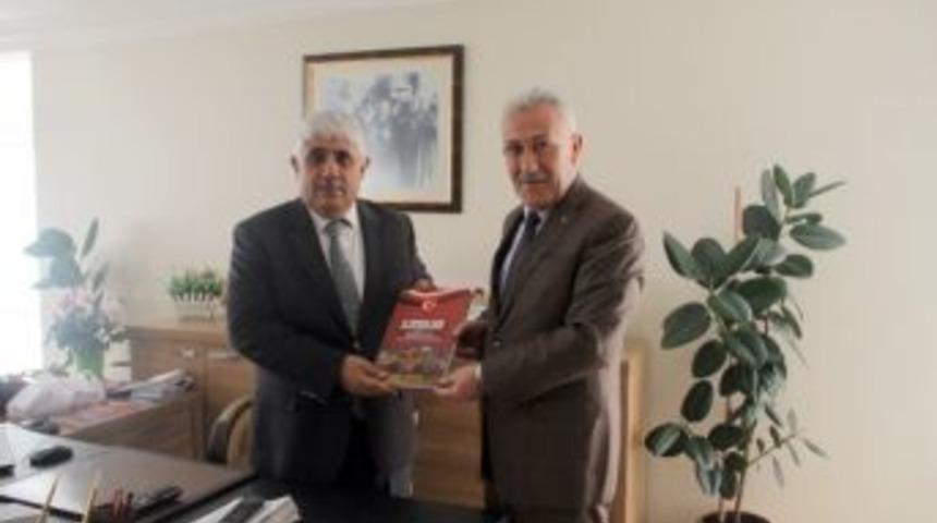 &lsquo;demokrasi Zaferi Anı Defteri&rsquo; Kitap Haline Getirildi