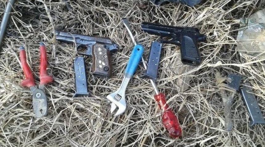 Fabrikadan 200 Bin Tl &Ccedil;alan Hırsızlar &Uuml;z&uuml;m Bağında Yakalandı