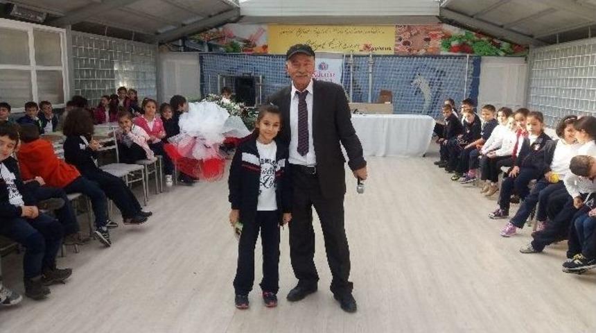 K&uuml;lt&uuml;r Kolejinde Okur-yazar Buluşması