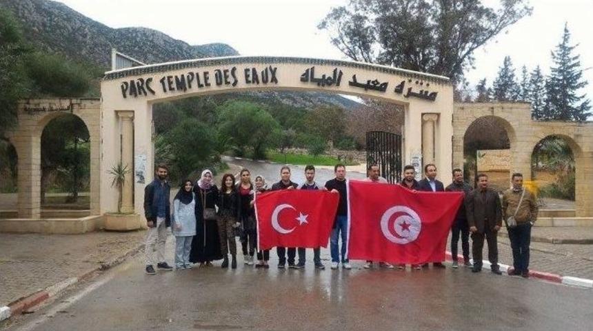 Edirneli Gen&ccedil;ler Tunus&rsquo;ta