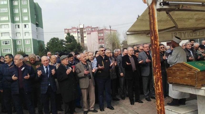 Hayrettin Abacı İzmit&rsquo;te Toprağa Verildi