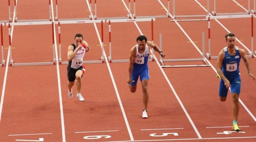 Anadolu &Uuml;niversitesi &Ouml;ğrencisinden T&uuml;rkiye Rekoru