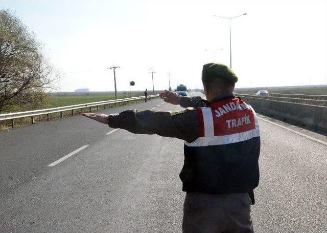 Çorlu’da Jandarmadan Huzur Ve Asayiş Uygulaması