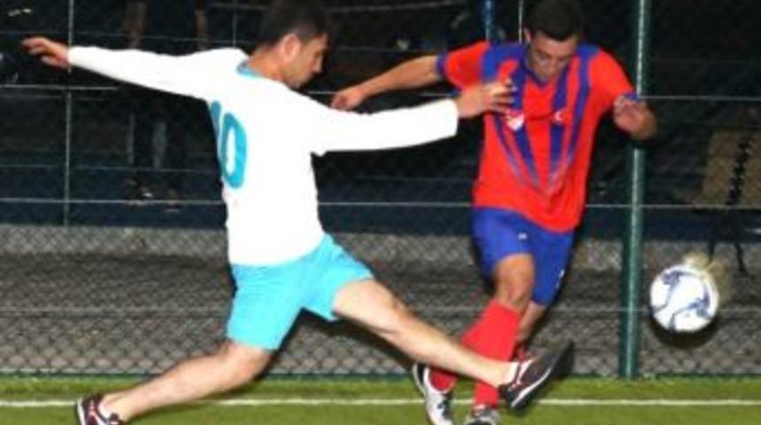 Pamukkale&rsquo;de 4. Futbol Turnuvasında 2&rsquo;inci Tur Ma&ccedil;ları Tamamlandı