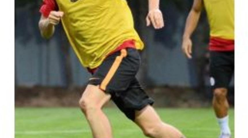 Stuttgart, Grosskreutz İle Yolların Ayrıldığını A&ccedil;ıkladı