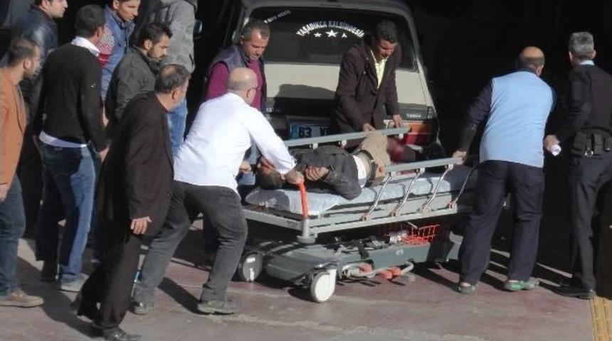 Şanlıurfa&rsquo;da Arazi Kavgası: 1&rsquo;i Ağır 3 Yaralı