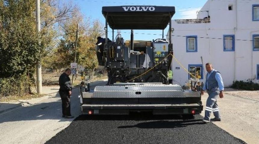 Bergamut Caddesi Asfaltlama &Ccedil;alışması Sona Erdi