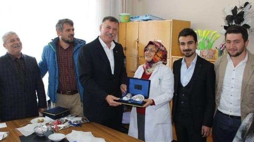 Ak Gen&ccedil;lerden Vezirhan Beldesi&rsquo;ne Ziyaret