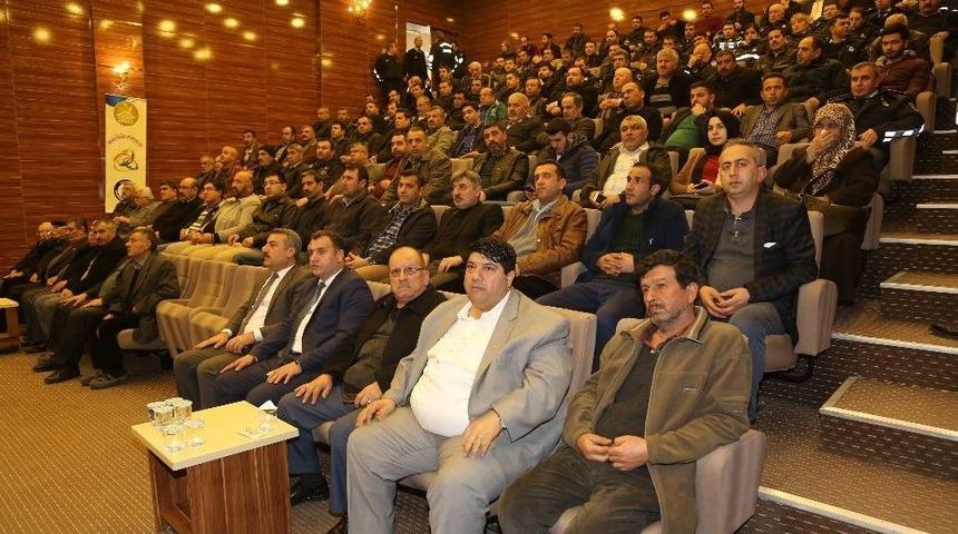 Zabıtalar Esnafı Bilgilendirdi