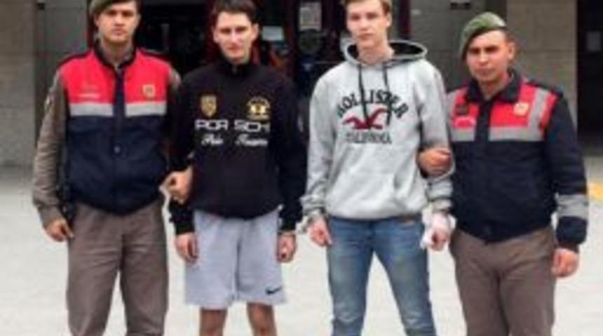 2 Rus Turist Hırsızlıktan Tutuklandı