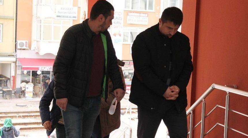 Kocaeli&rsquo;de 2 &Ouml;zel Okul &Ouml;ğretmeni Fet&ouml;&rsquo;den Adliyeye &Ccedil;ıkarıldı